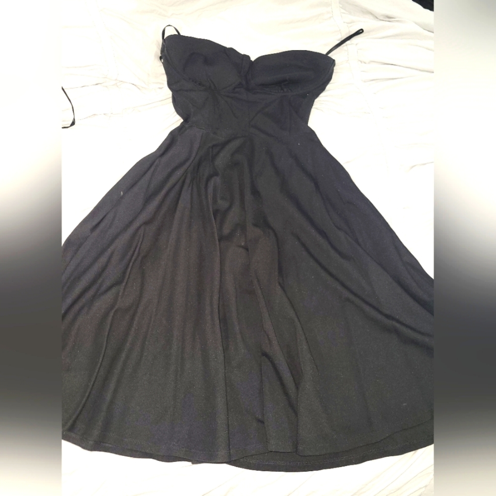 Strapless sweetheart neckline dress